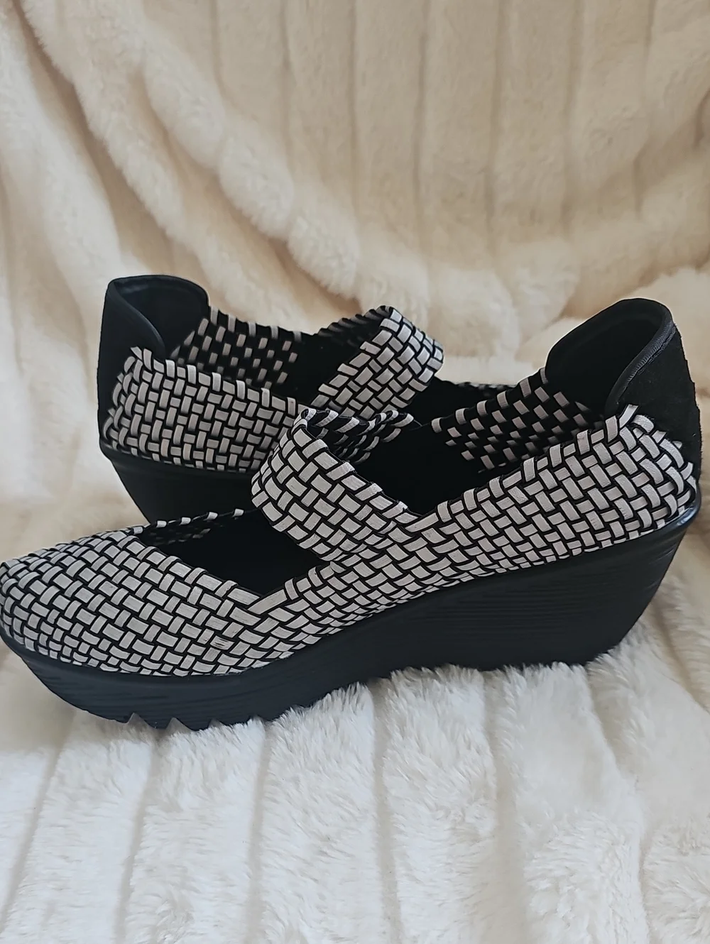 bernie mev. Black and White Woven Mary Jane Wedge